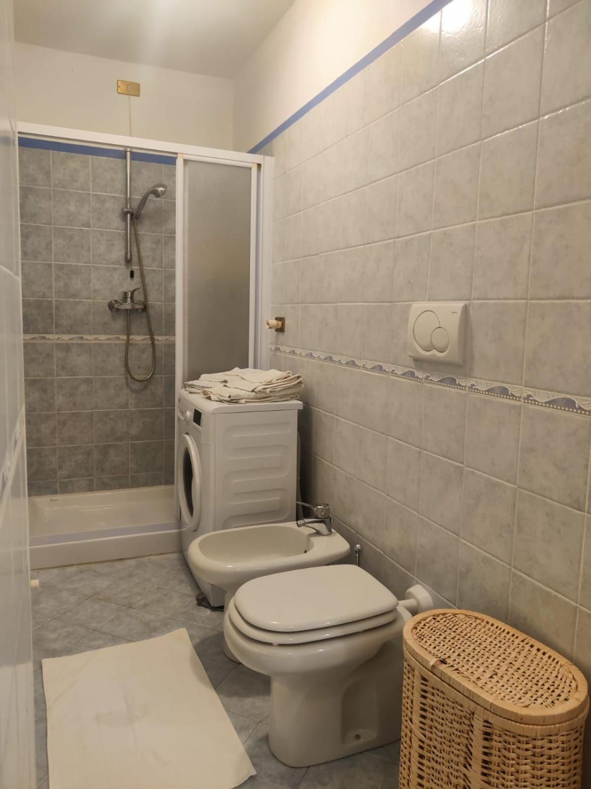 Casa Relax Apartment Bellano Exterior photo